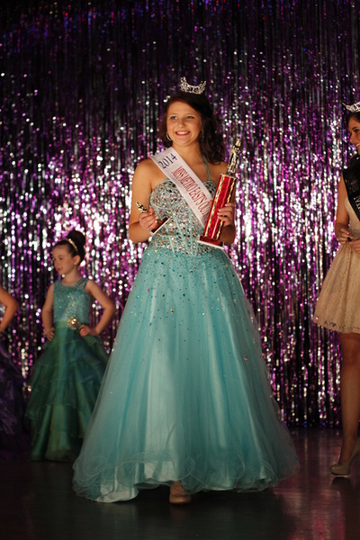 Photos - Miss Metro East Scholarship Pageant